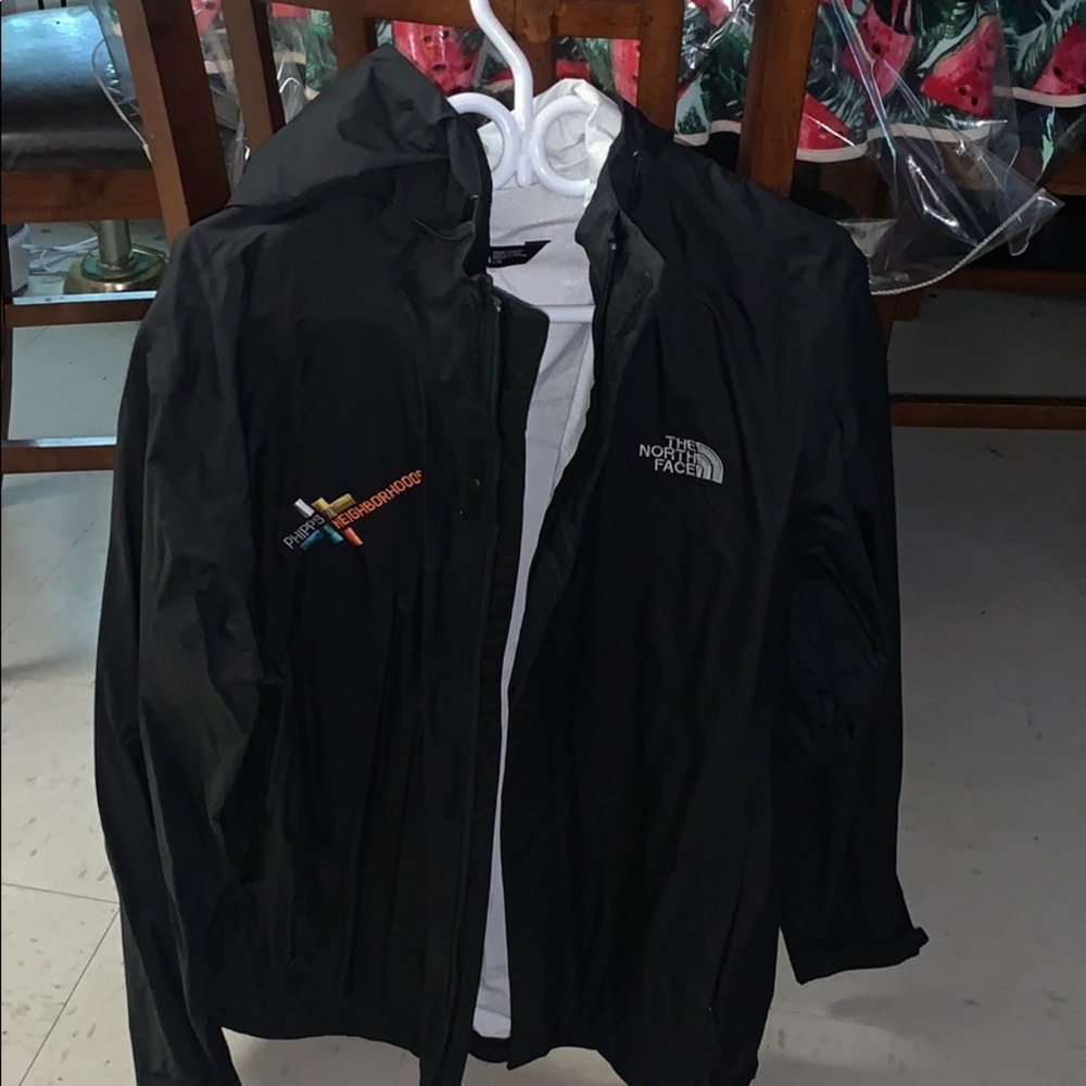 Wind breaker
